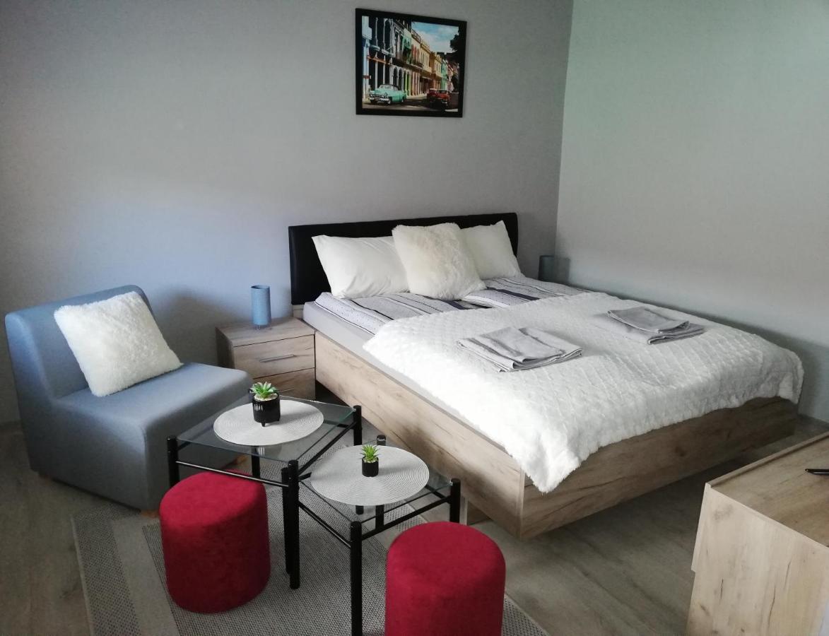 D&D Studio Apartment Szabadka Kültér fotó